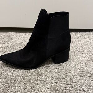 Aldo Elegant Black Ankle Boots